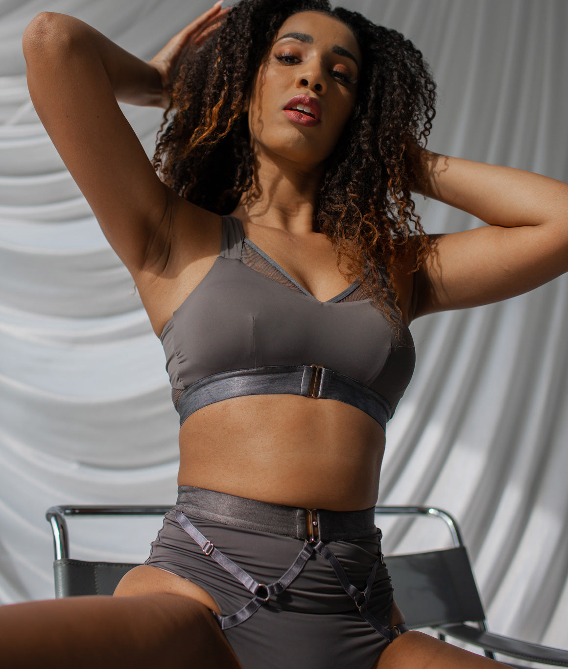 Perla Bra - Matte Charcoal S+B